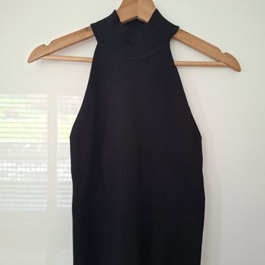 Top nero ZARA Knit con scollo neckholder