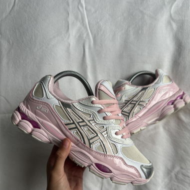Baskets ASICS Gel-Nyc Rose & Blanc