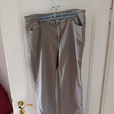 Sehr bequemer Jeans
