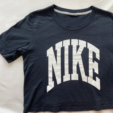 Nike Crop Top