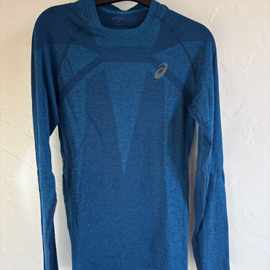 Top sportivo Asics a maniche lunghe