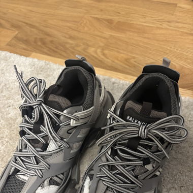 Balenciaga Track