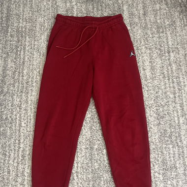 rote Jordan Hose