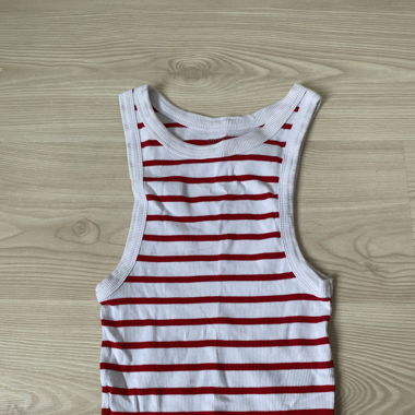 Top rouge et blanc 