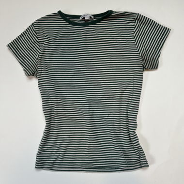 Gestreiftes dezentes T-Shirt