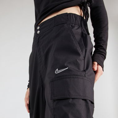 Nike Cargo Pants