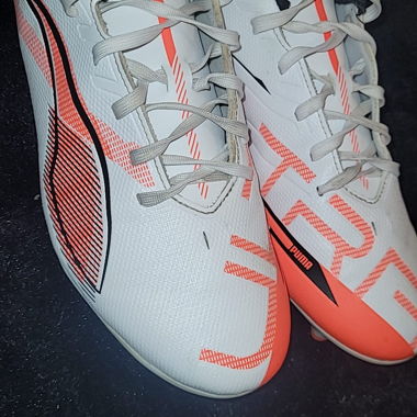 Puma football studs