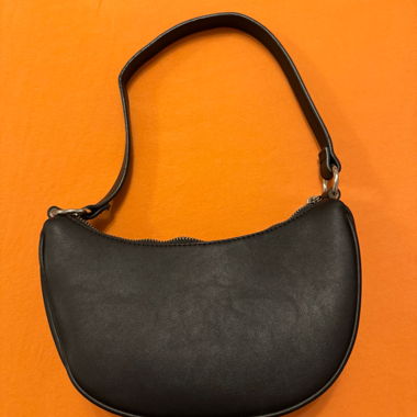 Schwarze Tasche