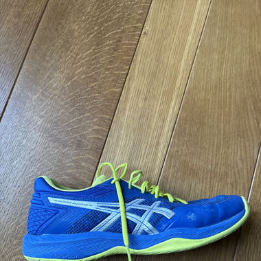 Asics Hallenschuhe