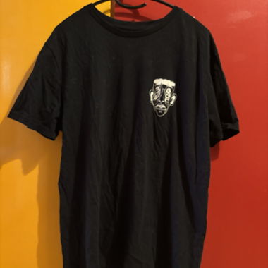 T-Shirt mit stylischem GAP-Motiv, ist nicht die Marke