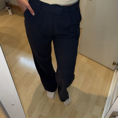 Pantaloni in tessuto blu scuro