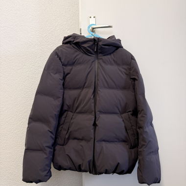 Uniqlo-Steppjacke mit Kapuze