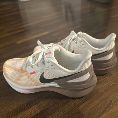 NIKE PERFORMANCE AIR ZOOM STRUCTURE 25