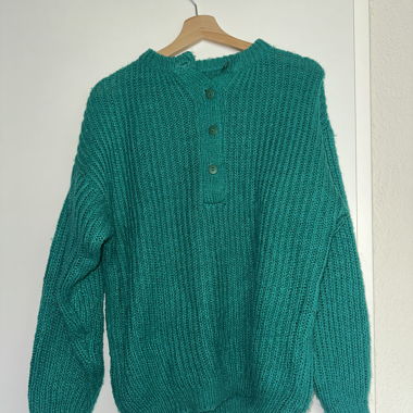 Maglione lavorato a maglia verde