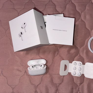 Apple AirPods Pro 2