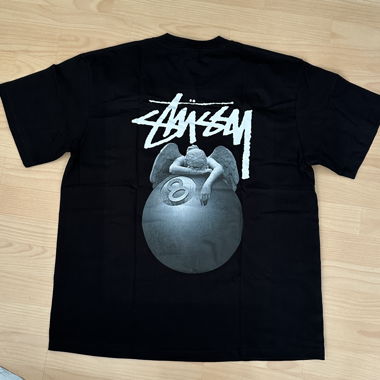 T-Shirt grafica Stussy