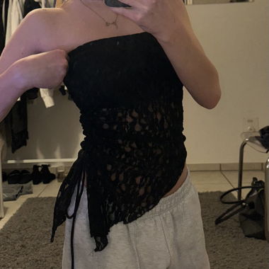 Lace strapless top