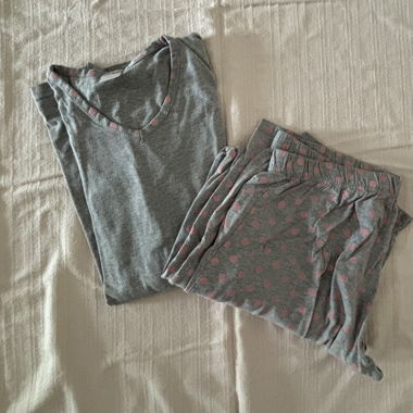 Ensemble de pyjama à poids roses