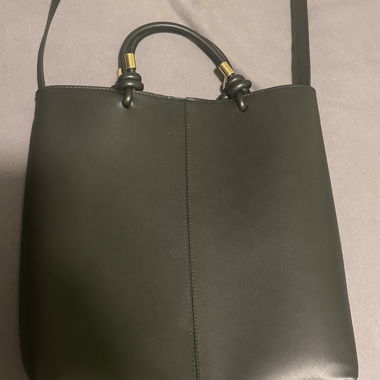 Black Bucket Bag with Handle