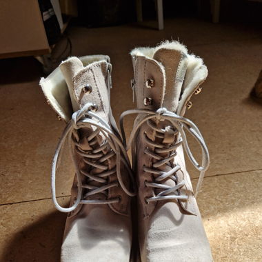 Graue Winterboots Tamaris