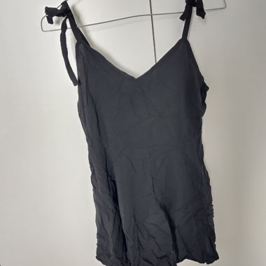 Robe courte noire (petite)