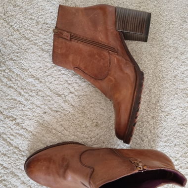 Braune Stiefeletten Grösse 40