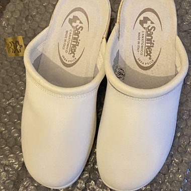 Nuove scarpe da lavoro medicali da donna Gr 37