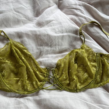 Lonely lace bra lemon green 85C