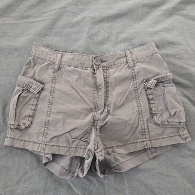 Pantaloncini cargo grigi