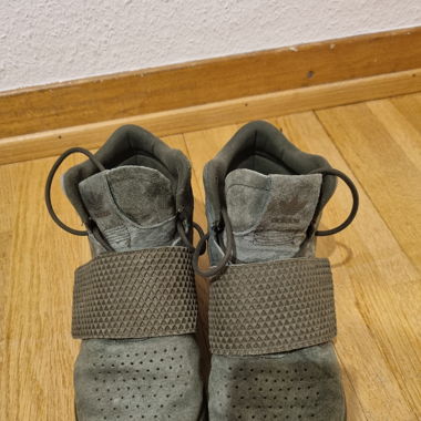 ADIDAS SNEAKERS - TURBULAR INVADER - EU 42