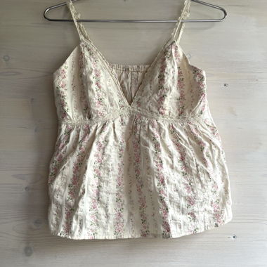 floral top