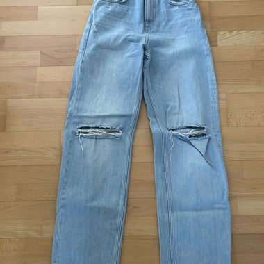 Jeans with Rips