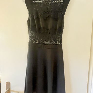 Only Kleid schwarz, Grösse 34