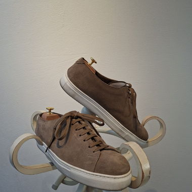 Doucals raw leather sneakers