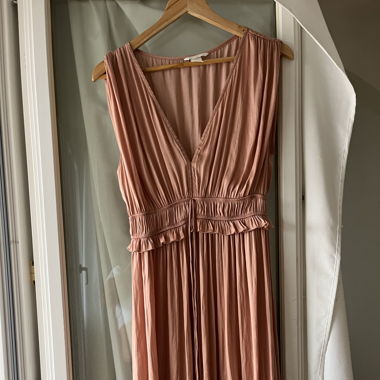 H&M Nude Kleid Gr. 40