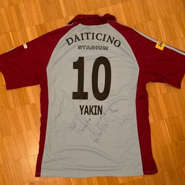 Matchworn signed Hakan Yakin AC Bellinzona