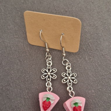 Boucles d'oreilles Gâteau à la fraise