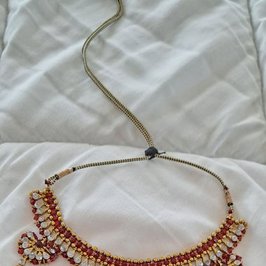 Hochwertiges Schmuckset-Halskette,Ohrringe &Tikka