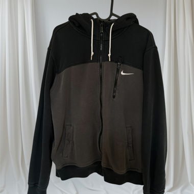 Nike Sweater - M