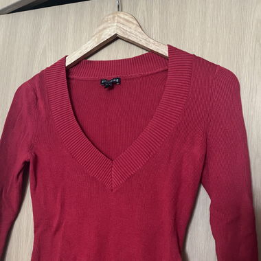 Roter Pullover 