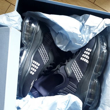 Baskets prada