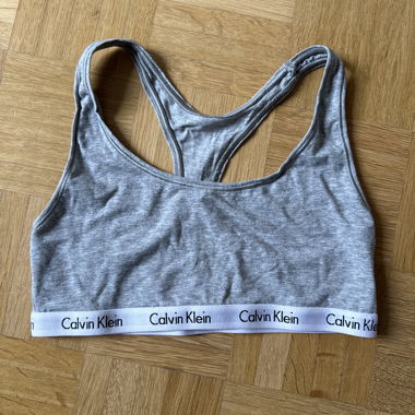 Soutien-gorge de sport Calvin Klein gris