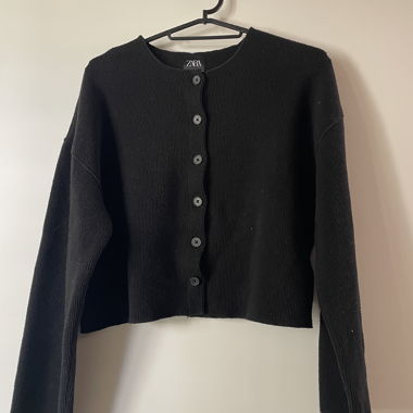 Gilet court noir ZARA