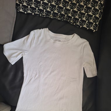 Weisses Basic T-Shirt