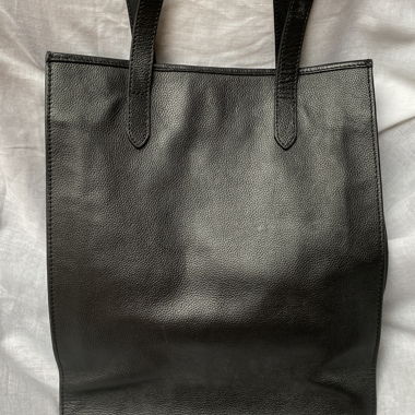 Sac cabas en cuir noir