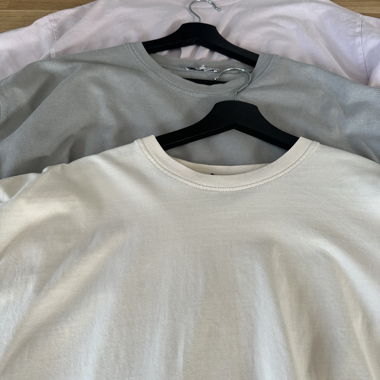 3 Basic T-Shirt beige / viola / blu Zara