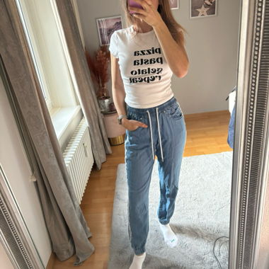 Pantalon jogging en denim bleu Guess avec taille élastique