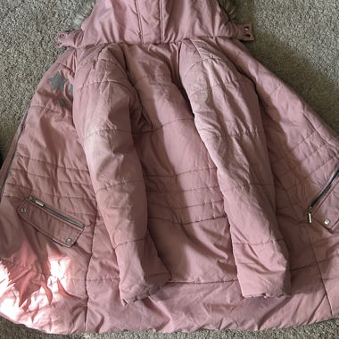 Manteau enfant rose à capuche