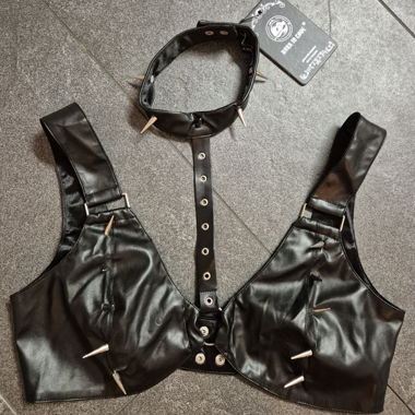 Reggiseno gothic con borchie