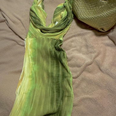 green openback maxidress